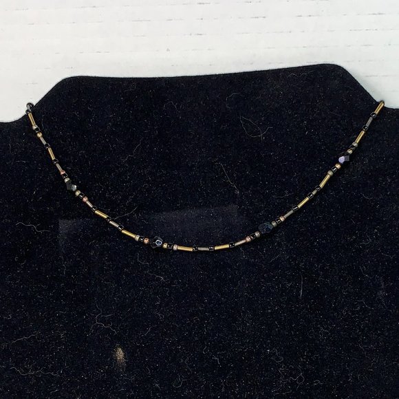 15" Black and Gold Handmade Beaded Necklace - Picture 1 of 6